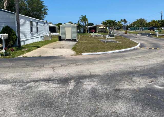 Property at 332 NE Tropicalia Ln, Jensen Beach, FL 34957
