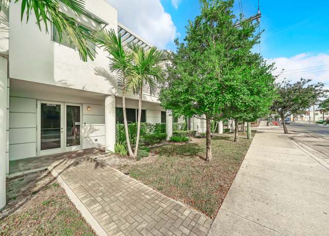 Property at 1202 Lucerne Ave Unit C, Lake Worth, FL 33460, 3 beds, 2.5 baths