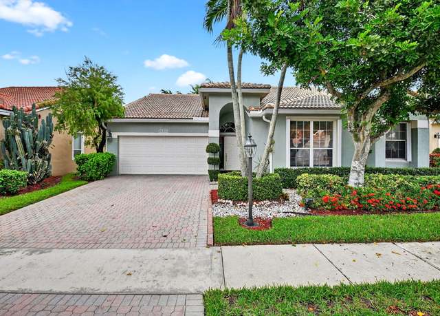 Property at 23322 Torre Cir, Boca Raton, FL 33433, 4 beds, 2.5 baths