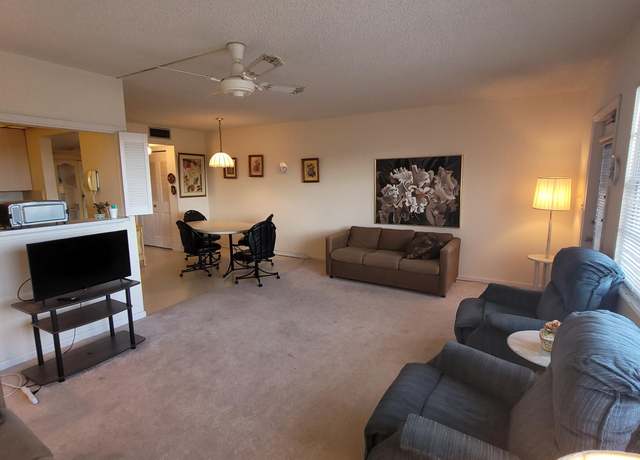 Property at 347 Southampton C, West Palm Beach, FL 33417, 1 bed, 1.5 baths