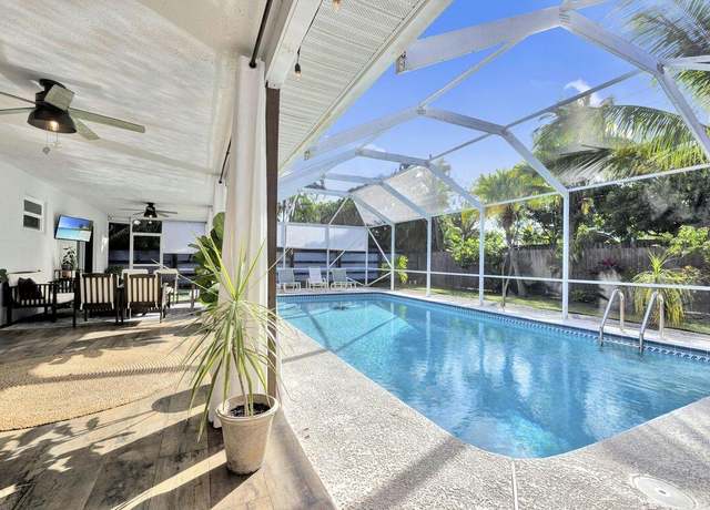 Property at 1104 NW 12th Ter, Stuart, FL 34994, 3 beds, 3 baths