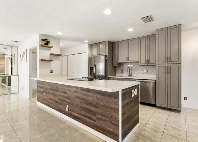 Property at 2561 Carambola Cir N Unit 1848 Bldg 8, Coconut Creek, FL 33066, 2 beds, 2 baths