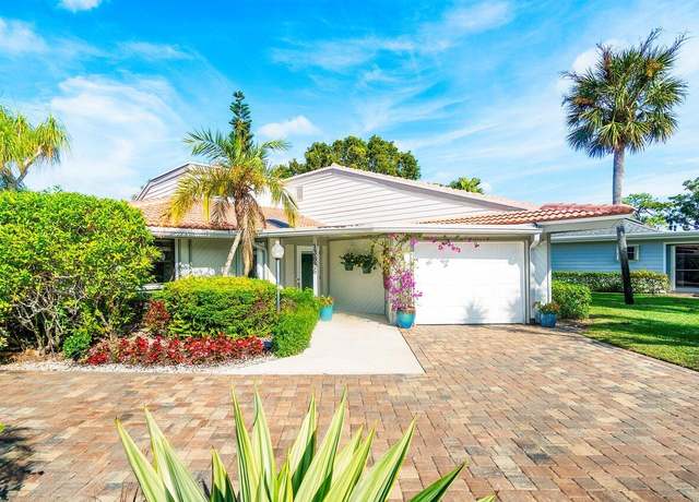 Property at 13886 Whispering Lakes Ln, Palm Beach Gardens, FL 33418, 3 beds, 2 baths