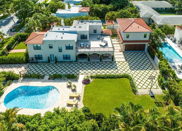 Property at 315 Dyer Rd, West Palm Beach, FL 33405, 4 beds, 4 baths