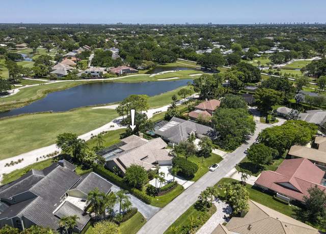 Property at 9 Wycliff Rd, Palm Beach Gardens, FL 33418, 4 beds, 4.5 baths