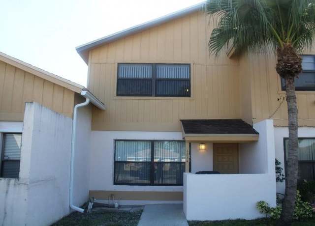 Property at 1234 White Pine Dr, Wellington, FL 33414, 3 beds, 2.5 baths