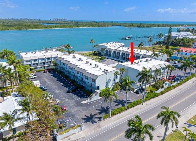 Property at 1300 Seaway 6 Dr #6, Fort Pierce, FL 34949, 2 beds, 2 baths
