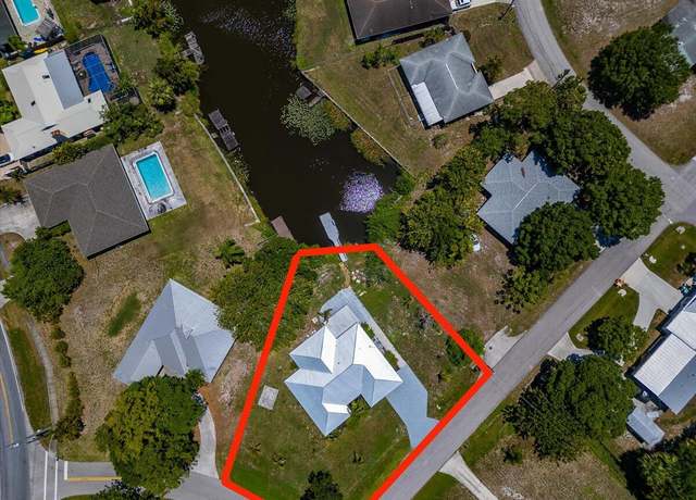 Property at 202 Bay St, Port Saint Lucie, FL 34952, 3 beds, 2 baths