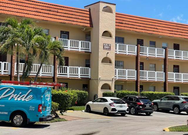 Property at 8901 Sunrise Lakes Blvd #202, Sunrise, FL 33322, 2 beds, 2 baths