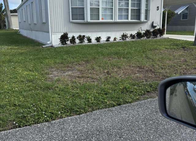 Property at 5 SE La Mesa, Port Saint Lucie, FL 34952, 2 beds, 2 baths