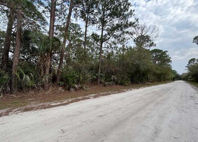 Property at 7820 96th Ct, Vero Beach, FL 32967
