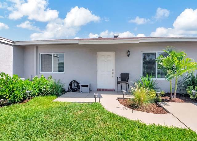 Property at 14772 Wildflower Ln, Delray Beach, FL 33446, 2 beds, 2 baths
