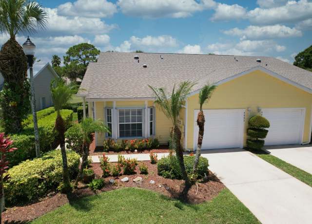 Property at 4007 Gator Trace Rd, Fort Pierce, FL 34982, 2 beds, 2 baths