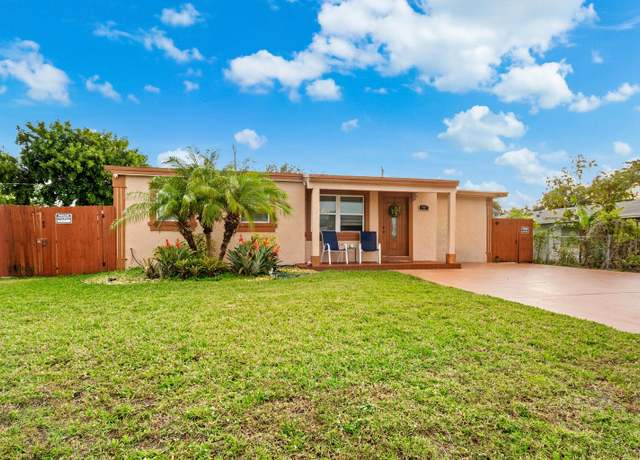 Property at 310 Ocean Pkwy Pkwy, Boynton Beach, FL 33435, 3 beds, 2 baths