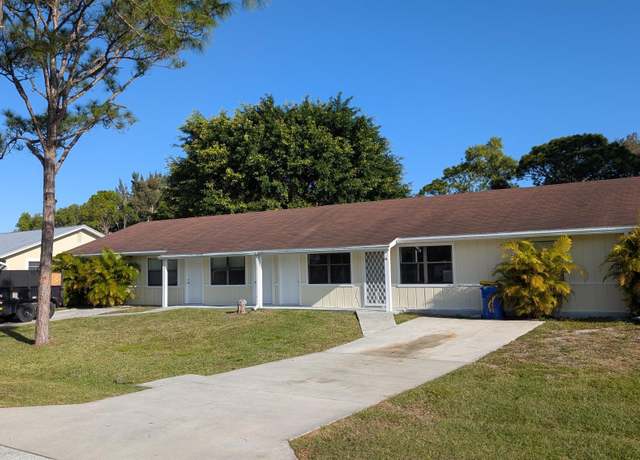 Property at 3741 SE Dixie Ross St, Stuart, FL 34997, 4 baths