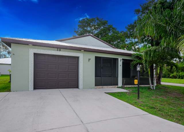 Property at 39 SE Flamenco Way, Port Saint Lucie, FL 34952, 2 beds, 2 baths