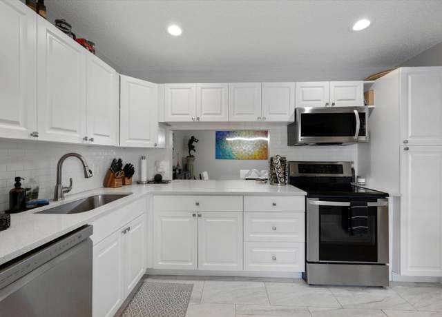Property at 145 Lake Nancy Ln #232, West Palm Beach, FL 33411, 2 beds, 2 baths