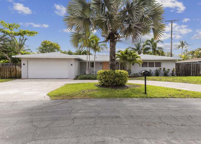 Property at 2602 SW 8th St, Boynton Beach, FL 33435, 3 beds, 2 baths