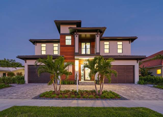 Property at 736 Lagoon Dr, North Palm Beach, FL 33408, 7 beds, 7.5 baths