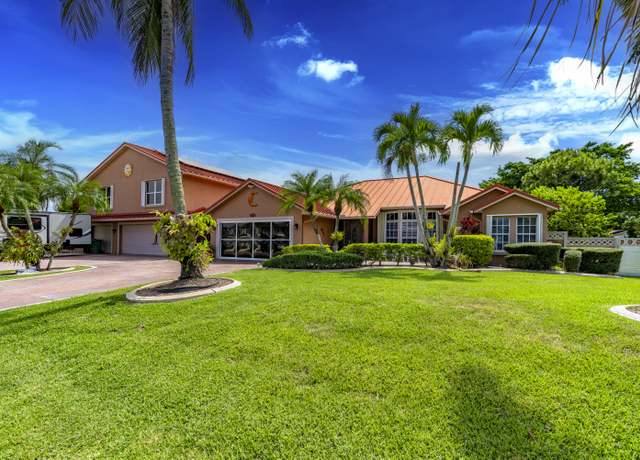Property at 1652 SW Schleicher Ln, Port Saint Lucie, FL 34984, 6 beds, 3 baths