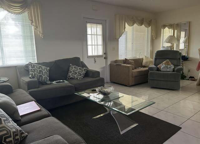 Property at 213 Pine Hov Cir Unit D2, Greenacres, FL 33463, 2 beds, 2 baths