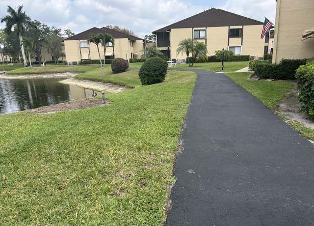 Property at 213 Pine Hov Cir Unit D2, Greenacres, FL 33463, 2 beds, 2 baths