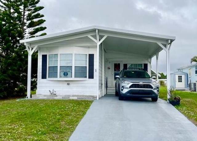 Property at 3 Oliva Rd, Port Saint Lucie, FL 34952, 2 beds, 2 baths