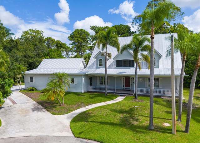 Property at 1012 SE Kitching Cove Ln, Port Saint Lucie, FL 34952, 3 beds, 4 baths