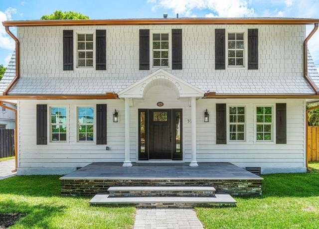 Property at 370 Marlborough Rd, West Palm Beach, FL 33405, 5 beds, 4.5 baths