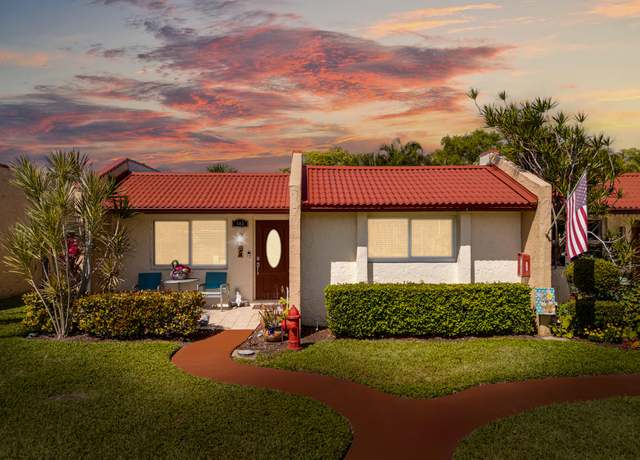 Property at 403 Lake Carol Dr, West Palm Beach, FL 33411, 2 beds, 2 baths