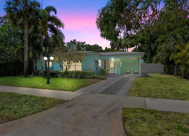 Property at 609 S 9th St, Fort Pierce, FL 34950, 3 beds, 2 baths