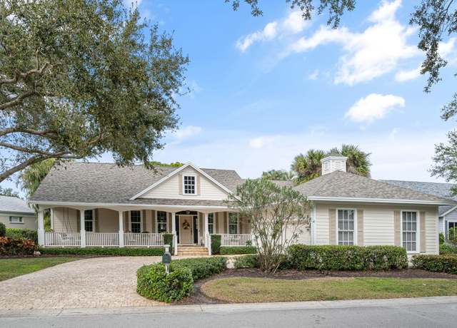 Property at 770 Summerwood Ln SW, Vero Beach, FL 32962, 3 beds, 3 baths