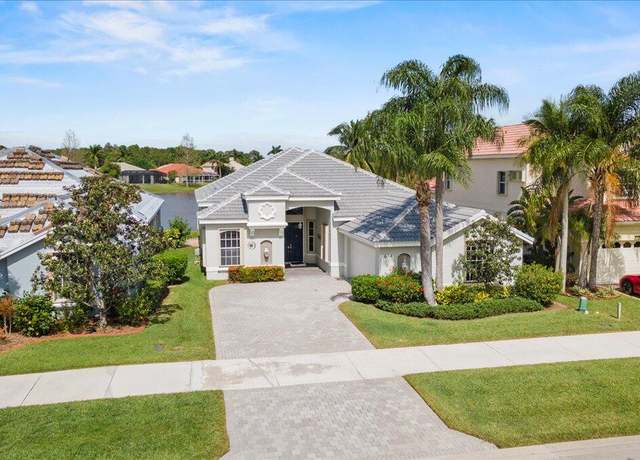Property at 614 SW Lake Charles Cir, Port Saint Lucie, FL 34986, 3 beds, 2.5 baths