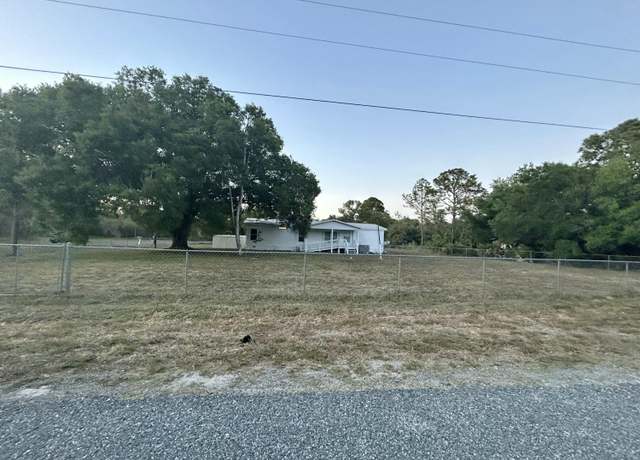 Property at 5805 Ridge Ct, Okeechobee, FL 34972, 3 beds, 3 baths