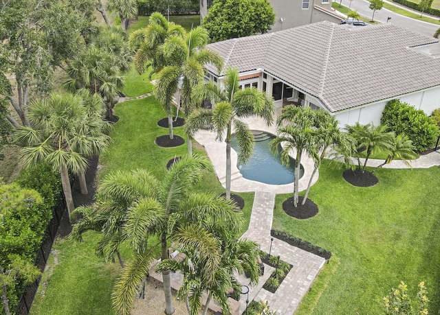 Property at 10569 Oak Meadow Ln, Lake Worth, FL 33449, 5 beds, 3 baths