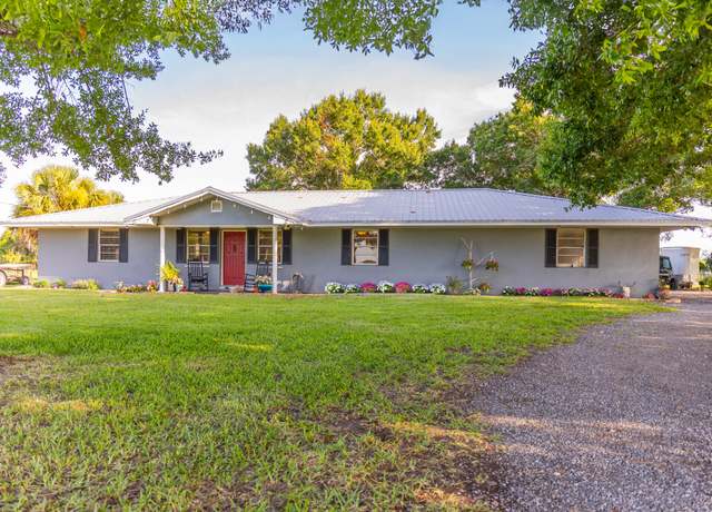 Property at 1450 SW 28th St, Okeechobee, FL 34974, 4 beds, 2.5 baths