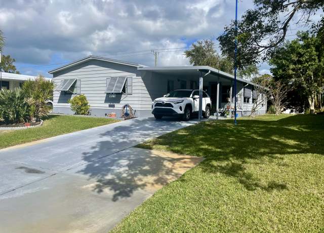 Property at 7747 SE Continental Dr, Hobe Sound, FL 33455, 3 beds, 2 baths