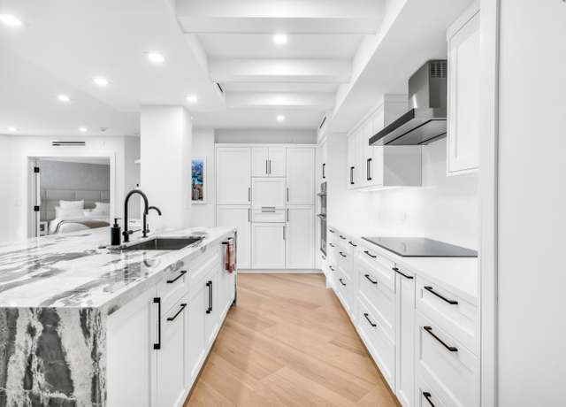 Property at 120 SE 5th Ave #324, Boca Raton, FL 33432, 2 beds, 2 baths