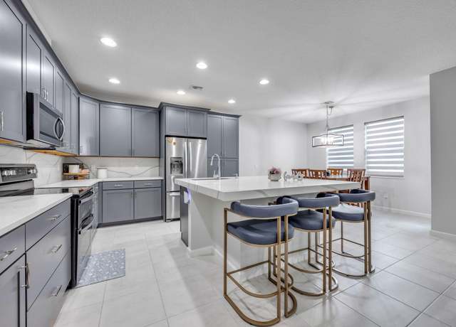 Property at 16369 Oakview Dr, Westlake, FL 33470, 3 beds, 2.5 baths