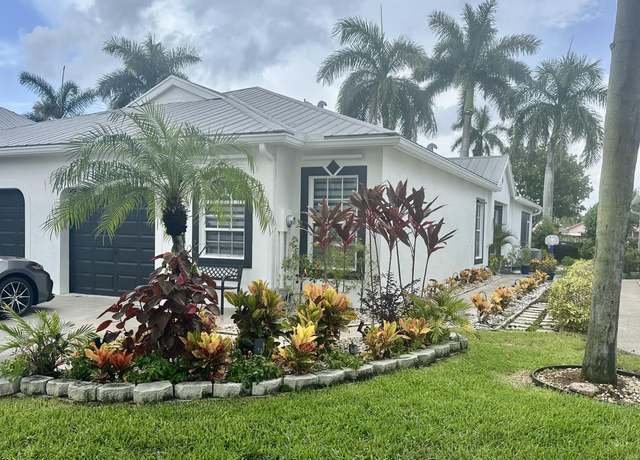 Property at 10761 Pelican Dr, Wellington, FL 33414, 2 beds, 2 baths