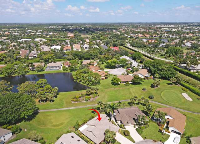 Property at 5628 Pleasant Valley Ln, Delray Beach, FL 33484, 2 beds, 2.5 baths