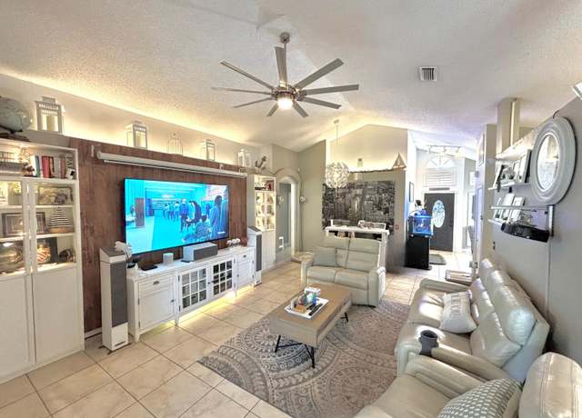 Property at 2733 SE Garfield Ave, Port Saint Lucie, FL 34952, 4 beds, 3 baths