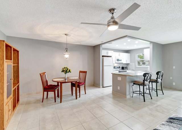 Property at 1177 S Drive Cir Unit B, Delray Beach, FL 33445, 1 bed, 1.5 baths