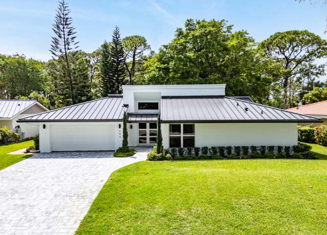 Property at 654 Lakewoode Cir W, Delray Beach, FL 33445, 3 beds, 3 baths