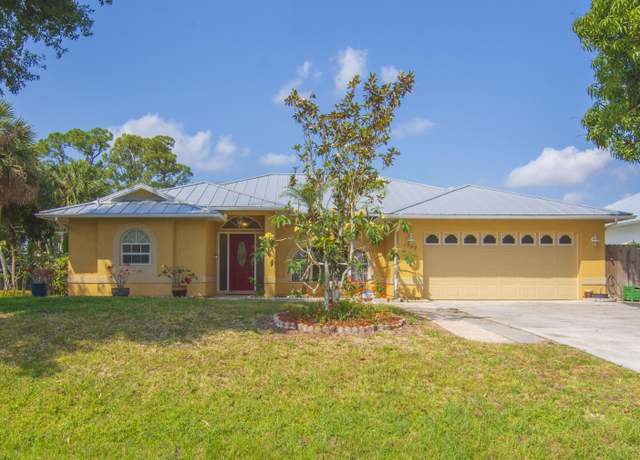 Property at 1359 Damask Ln, Sebastian, FL 32958, 3 beds, 2 baths
