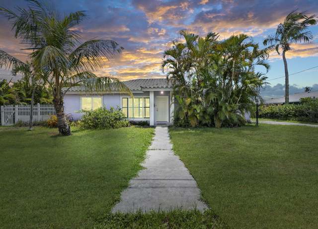 Property at 1745 Binney Dr, Fort Pierce, FL 34949, 3 beds, 2 baths
