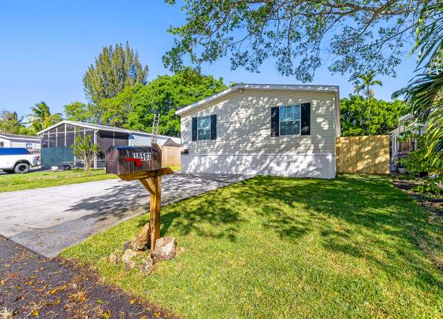 Property at 10503 Marina Way Way, Boca Raton, FL 33428, 4 beds, 2 baths