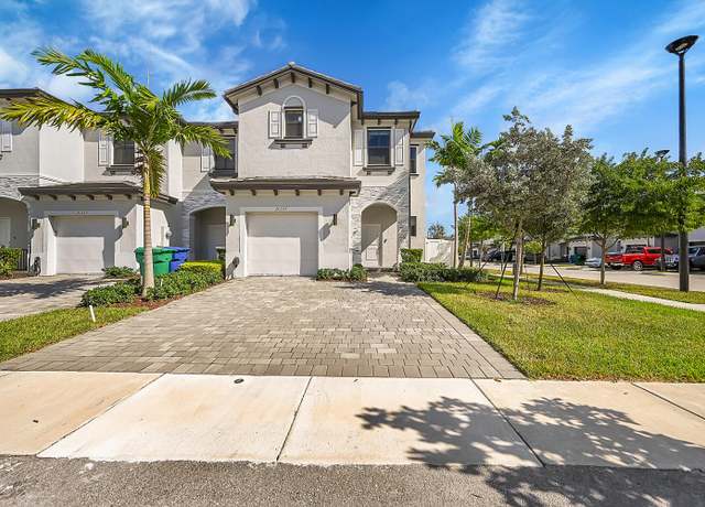 Property at 20357 NW 4th Path, Miami Gardens, FL 33169, 3 beds, 2.5 baths