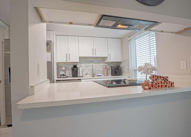 Property at 1155 The 12th Fair, Wellington, FL 33414, 2 beds, 2.5 baths