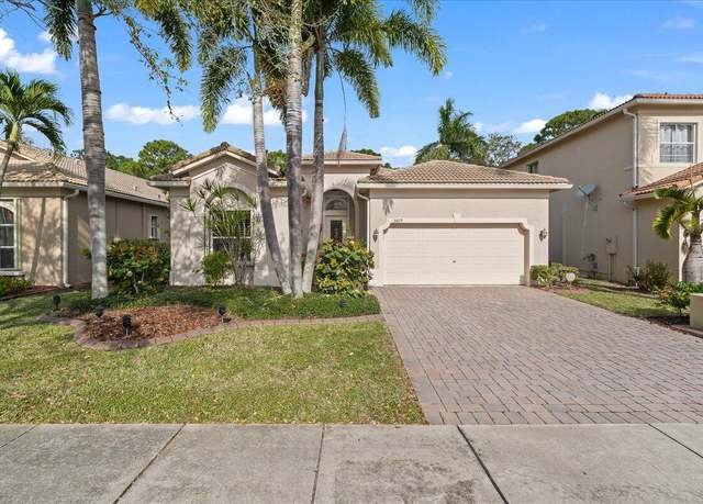 Property at 5619 Sunberry Cir, Fort Pierce, FL 34951, 3 beds, 2 baths